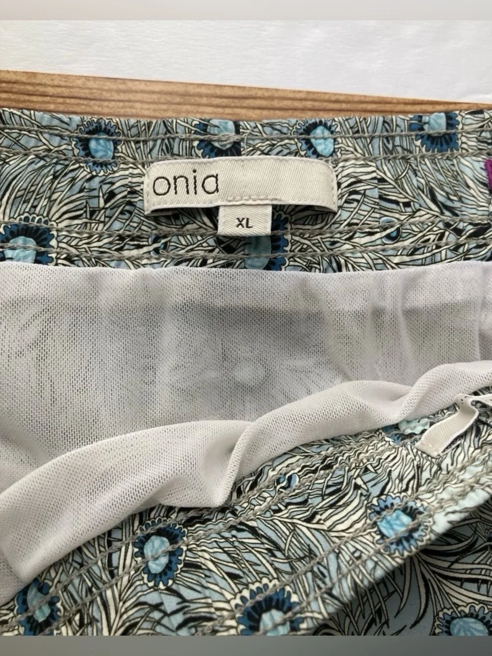 Onia Liberty Art Fabrics Print Swim Shorts Trunks Size XL Extra Large Floral